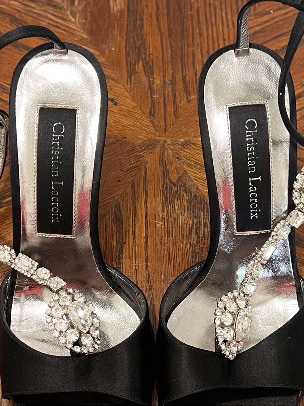 Christian Lacroix Made in Italy Embellished Satin T-Strap Heels – EU 37 - Picture 7 of 11